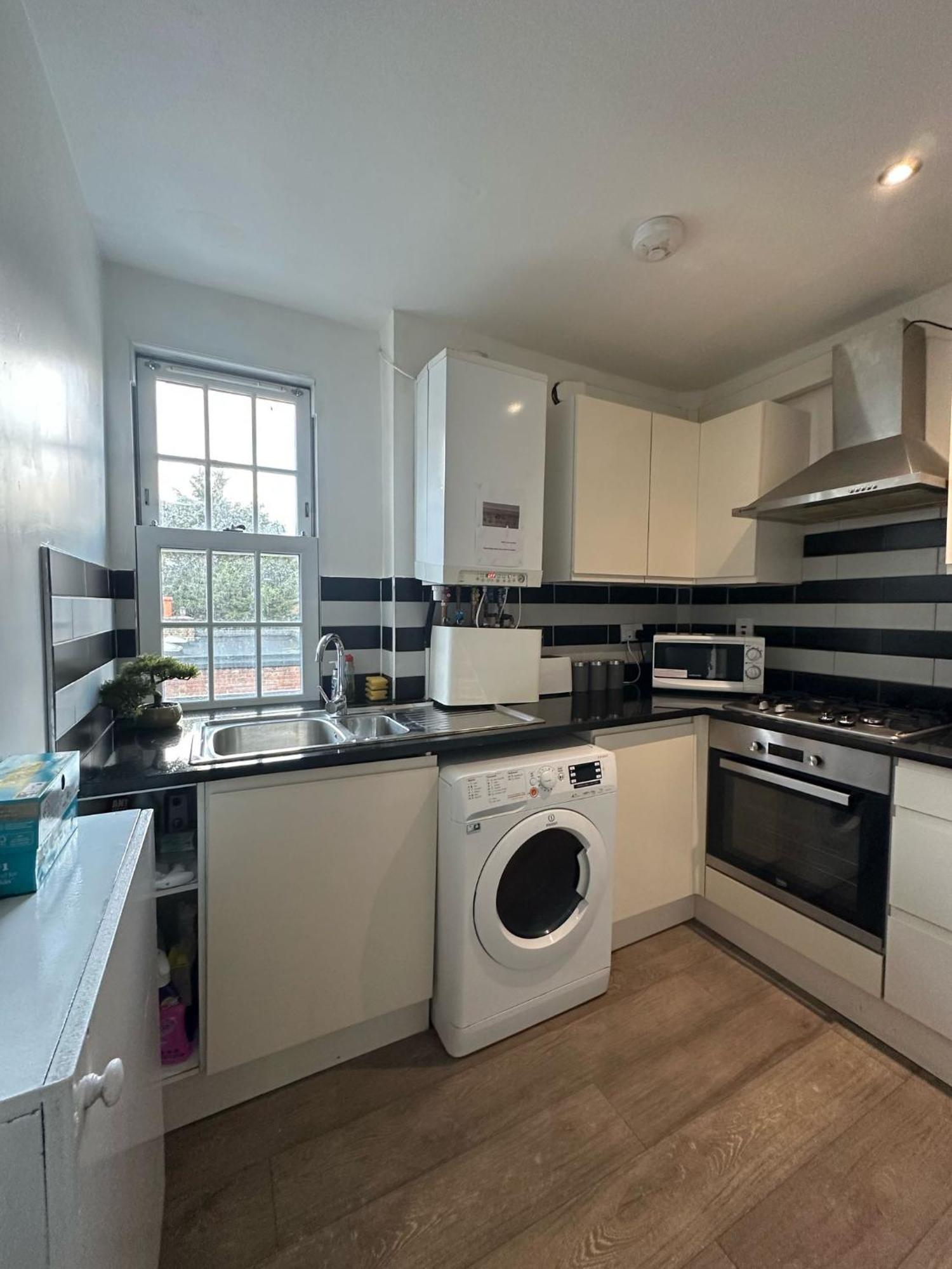 "Euston Comfort" 3 Bedroom Flat In Kings Cross, St Pancras!!!!118B London Bagian luar foto