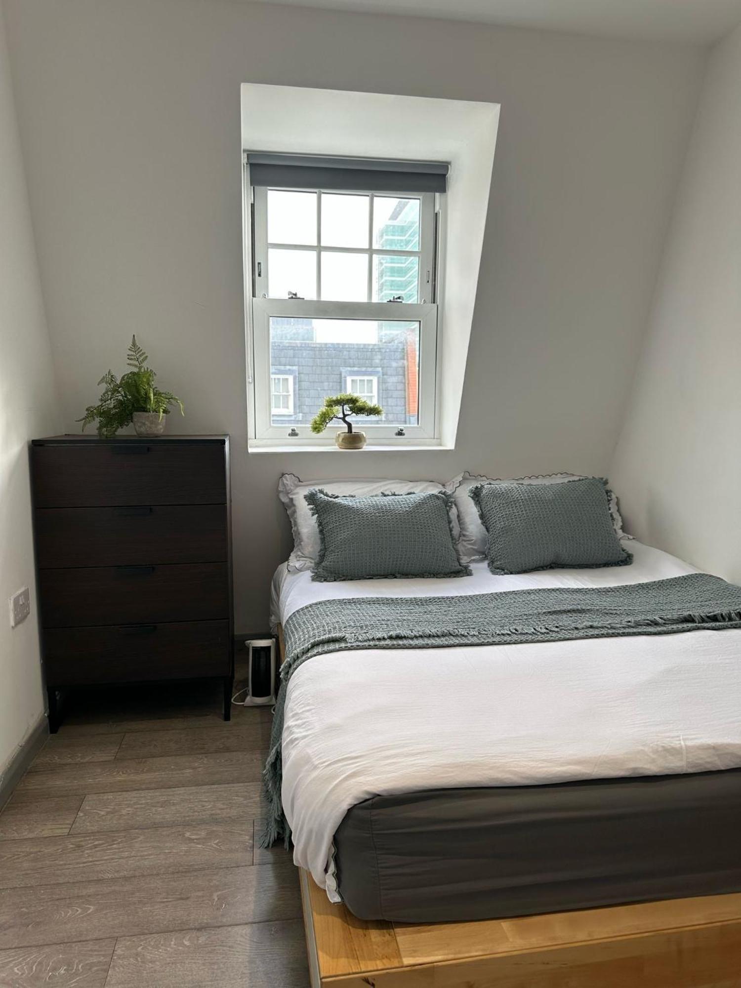 "Euston Comfort" 3 Bedroom Flat In Kings Cross, St Pancras!!!!118B London Bagian luar foto
