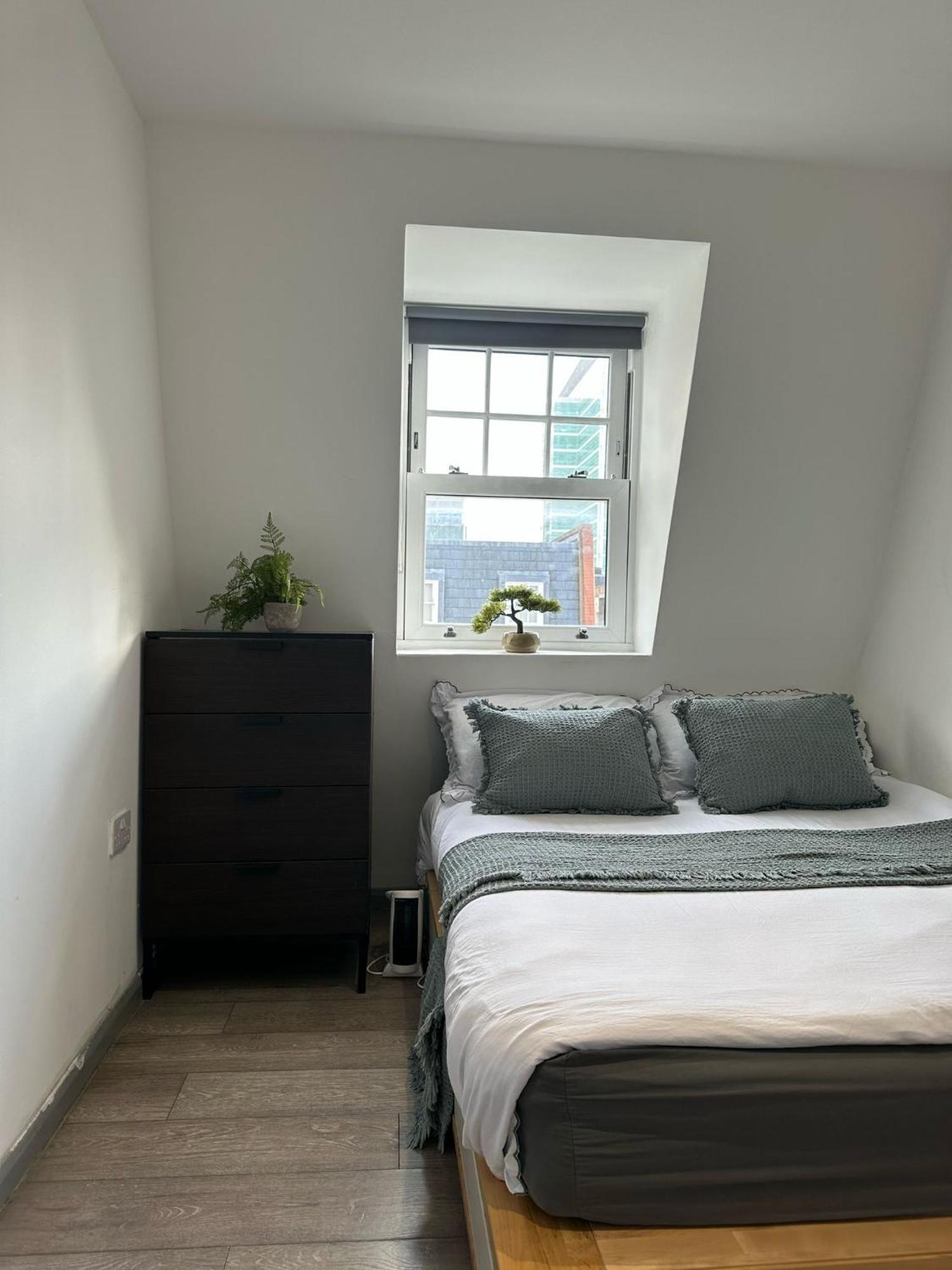 "Euston Comfort" 3 Bedroom Flat In Kings Cross, St Pancras!!!!118B London Bagian luar foto